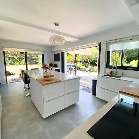 Biarritz, Villa Standing 8 Couchages, Grand Jardin 别墅 *