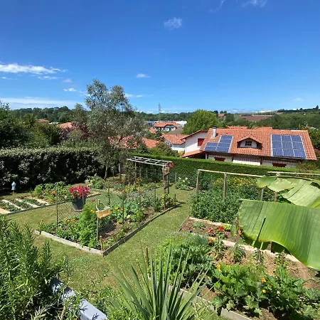 Biarritz, Villa Standing 8 Couchages, Grand Jardin